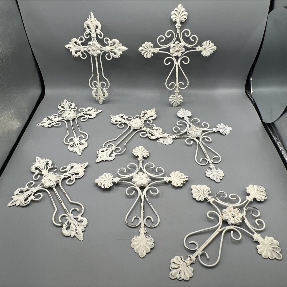 8 Metal Crosses Decor 9 and 10” Tall White Fleur-de-Lis Wedding Church Pew Cross